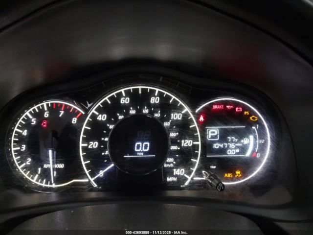 Nissan Versa Sv Image 3