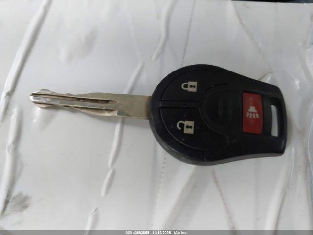 Nissan Versa Sv Image 16