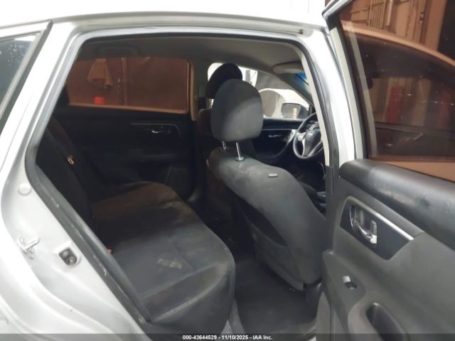 Nissan Altima Image 13