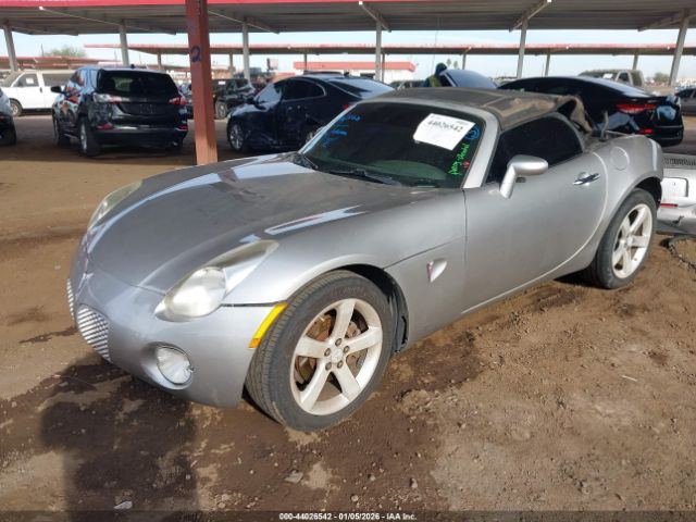 Pontiac Solstice Image 6