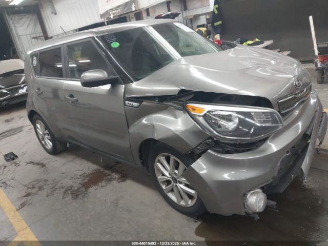 Kia Soul + Image 1