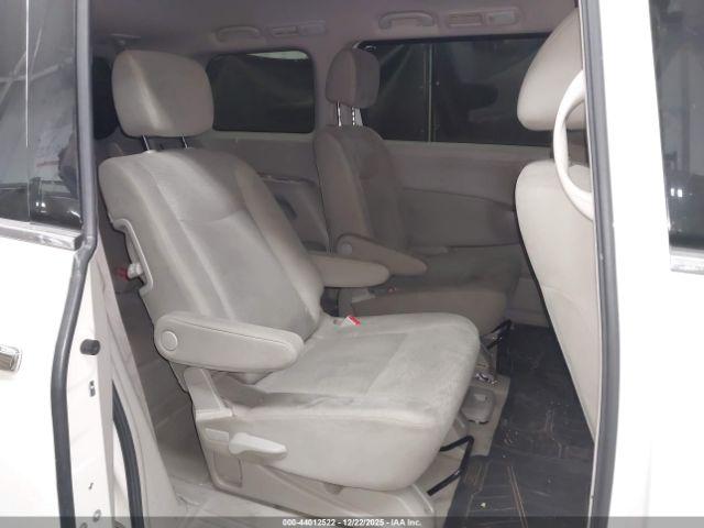 Nissan Quest S Image 7