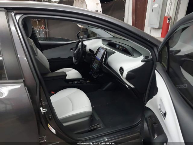 Toyota Prius Prime Xle Image 7