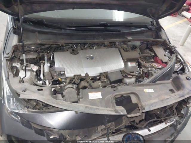 Toyota Prius Prime Xle Image 15