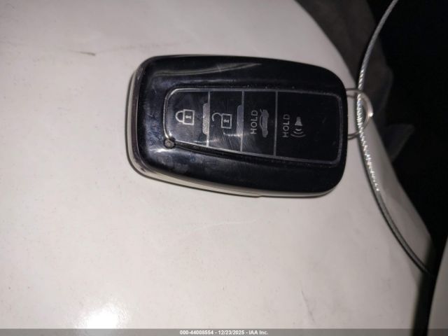 Toyota Prius Prime Xle Image 16