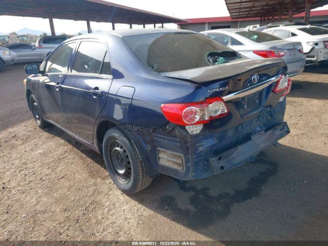 Toyota Corolla L Image 8