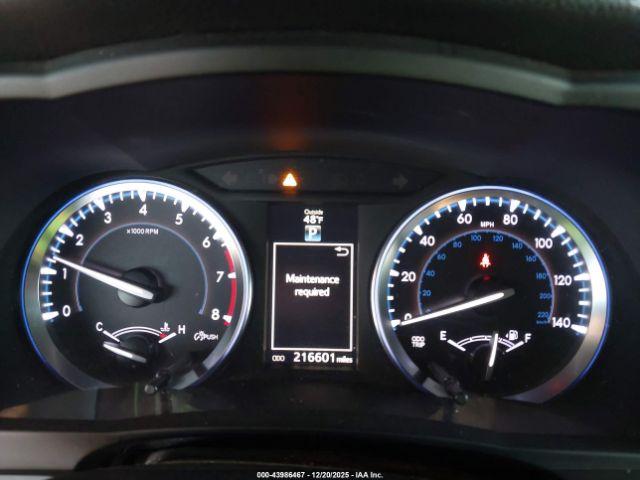 Toyota Highlander Limited V6 Image 10