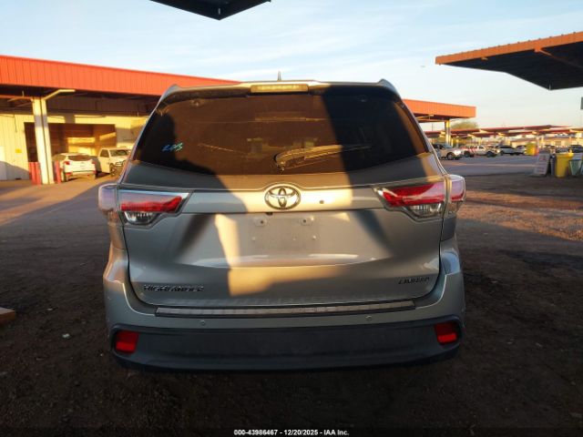 Toyota Highlander Limited V6 Image 5