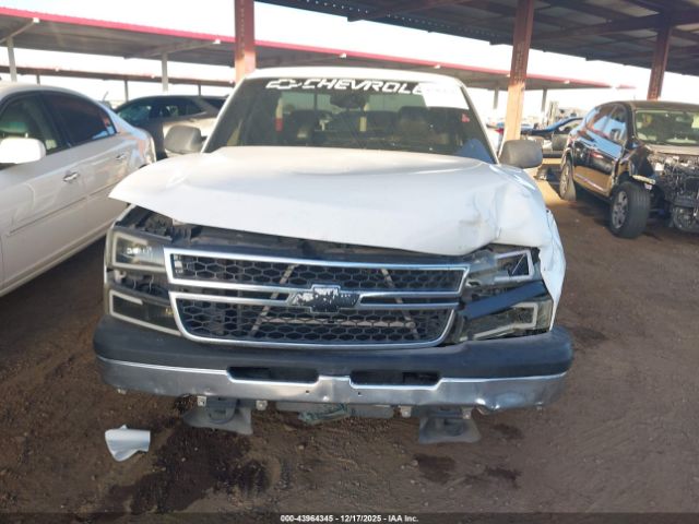 Chevrolet Silverado 1500 Work Truck Image 3