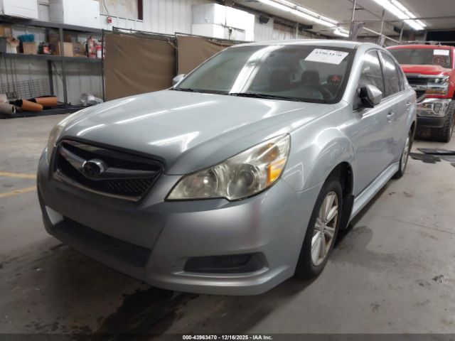 Subaru Legacy 2.5i Premium Image 8