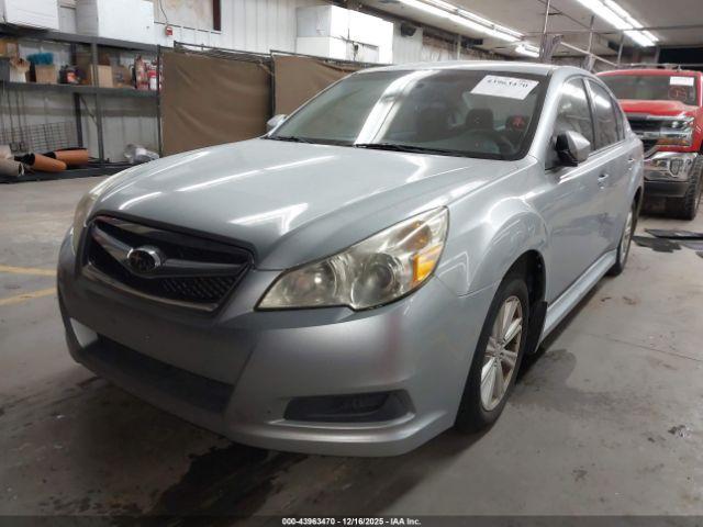 Subaru Legacy 2.5i Premium Image 8