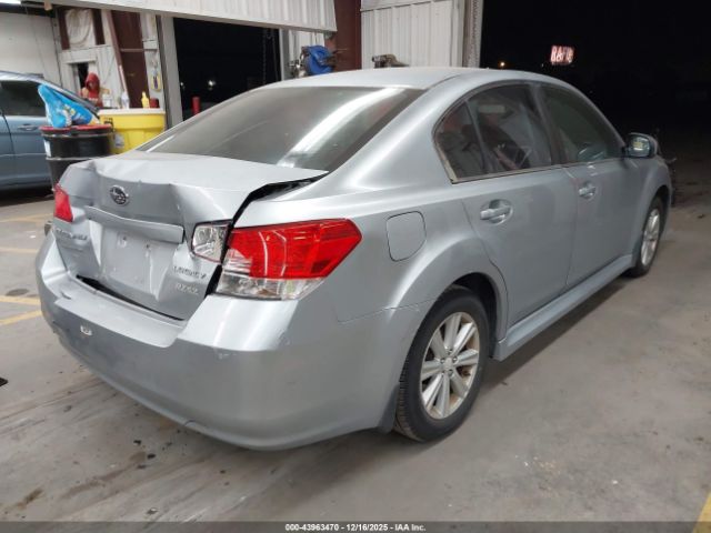 Subaru Legacy 2.5i Premium Image 5