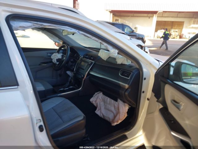 Toyota Camry Se Image 2