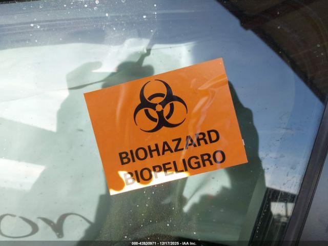 Subaru Outback 2.5i Limited Image 11