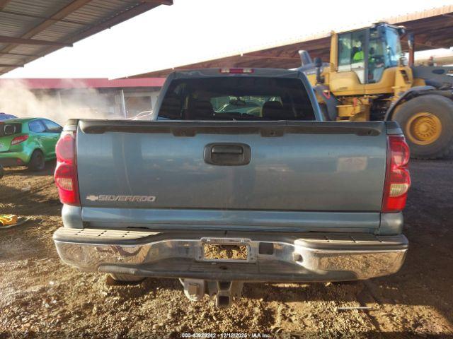 Chevrolet Silverado 1500 Ls Image 13