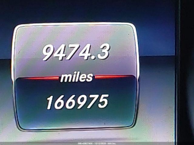 Mercedes-Benz C-Class Image 19