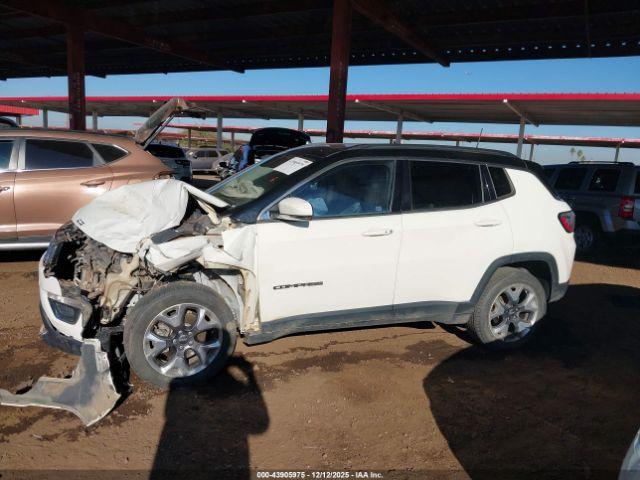 Jeep Compass Limited 4x4 Image 16