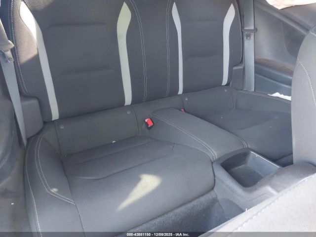 Chevrolet Camaro Rwd  Lt1 Image 2