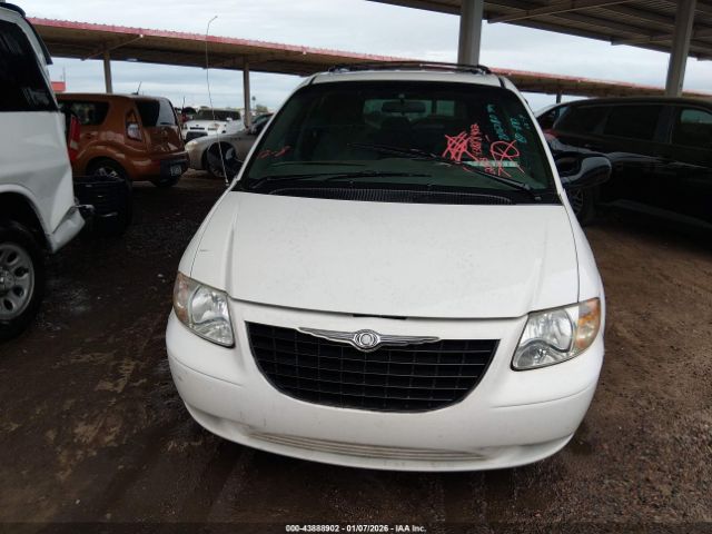 Chrysler Voyager Lx Image 6