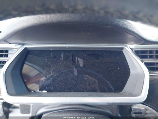 Tesla Model S Image 16