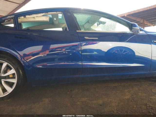 Tesla Model 3 Long Range Dual Motor All-wheel Drive Image 4