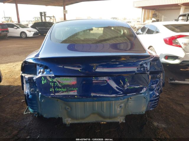 Tesla Model 3 Long Range Dual Motor All-wheel Drive Image 16