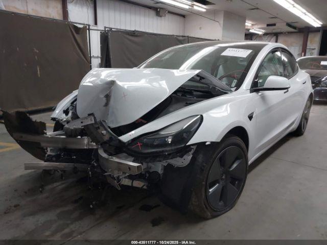 Tesla Model 3 Long Range Dual Motor All-wheel Drive Image 2