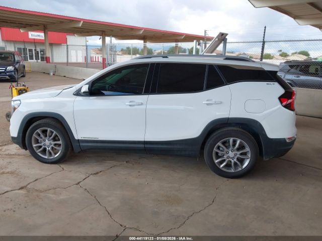 GMC Terrain Fwd Slt Image 9