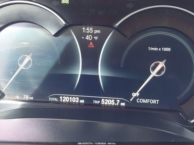 BMW 5 Series Image 5