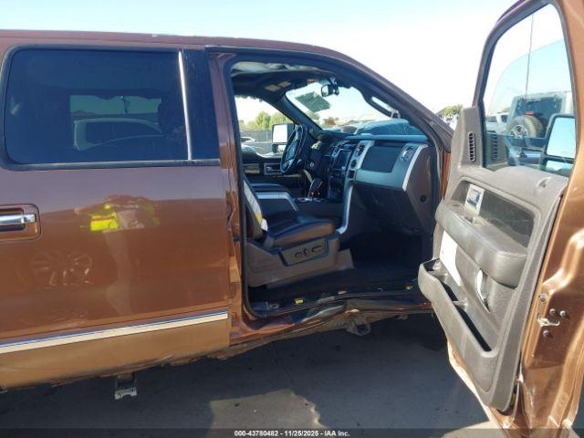 Ford F-150 Platinum Image 15