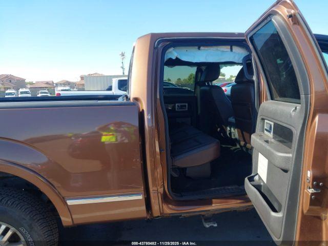 Ford F-150 Platinum Image 11