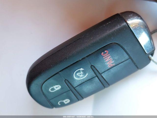 Jeep Renegade Altitude Fwd Image 10