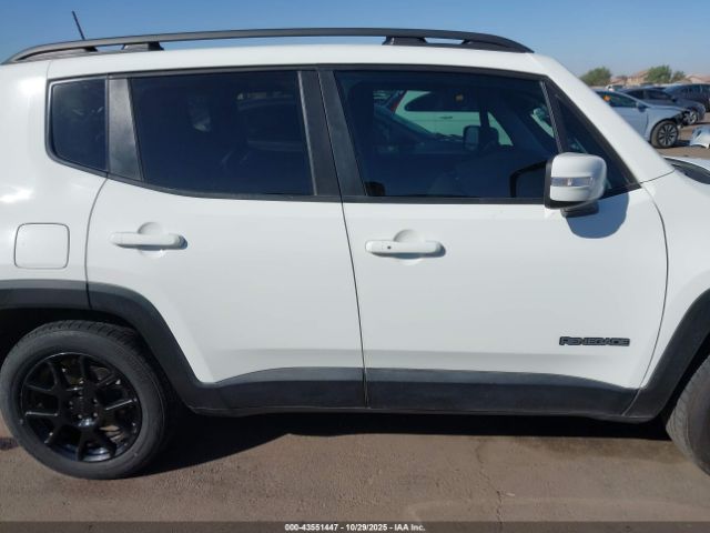 Jeep Renegade Altitude Fwd Image 16