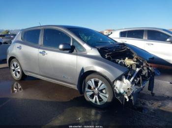  Salvage Nissan LEAF
