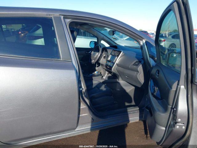 Nissan LEAF Sl Image 5