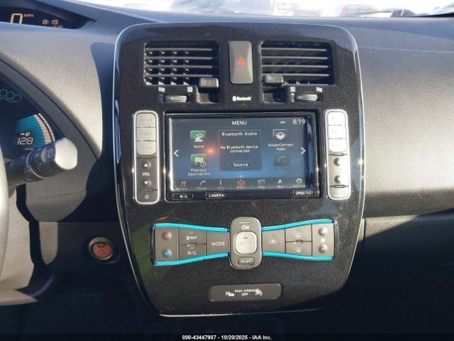 Nissan LEAF Sl Image 17