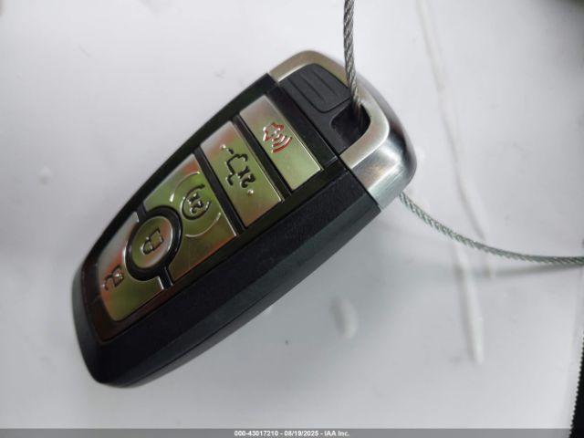 Ford F-150 Xlt Image 11