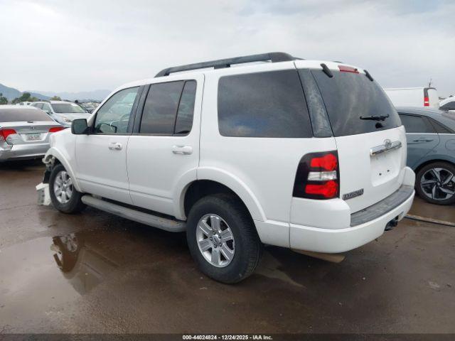 Ford Explorer Xlt Image 3