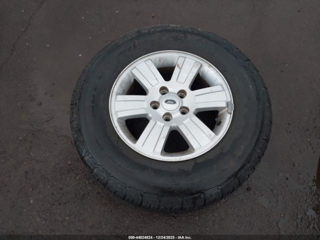 Ford Explorer Xlt Image 10