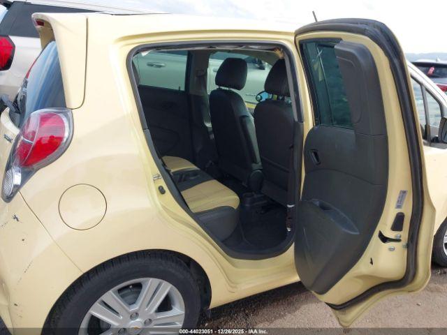 Chevrolet Spark Ls Auto Image 8
