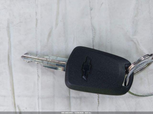 Chevrolet Spark Ls Auto Image 11