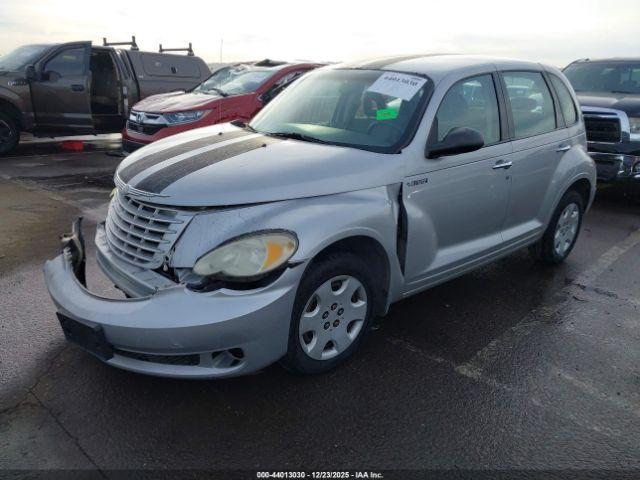 Chrysler PT Cruiser Image 4