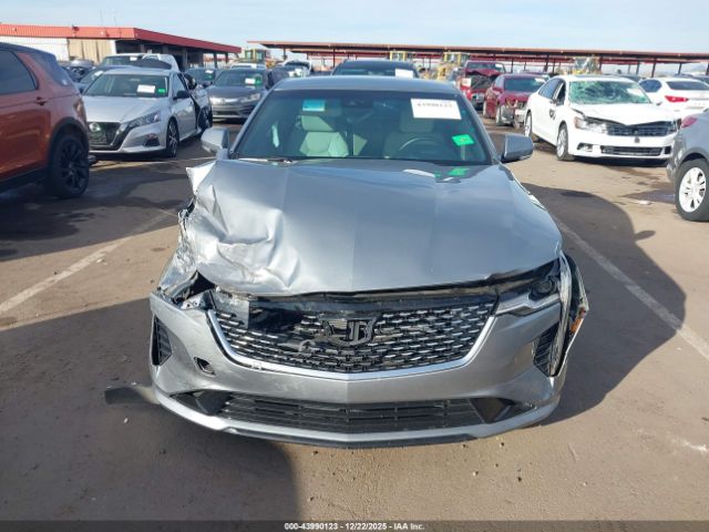 Cadillac CT4 Luxury Image 9