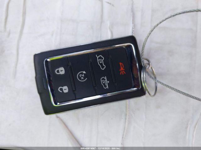 Jeep Grand Wagoneer Series Iii 4x4 Image 16