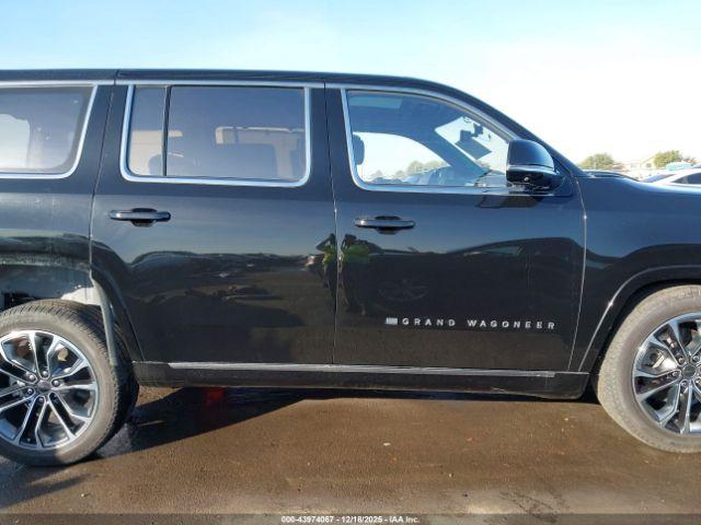 Jeep Grand Wagoneer Series Iii 4x4 Image 5