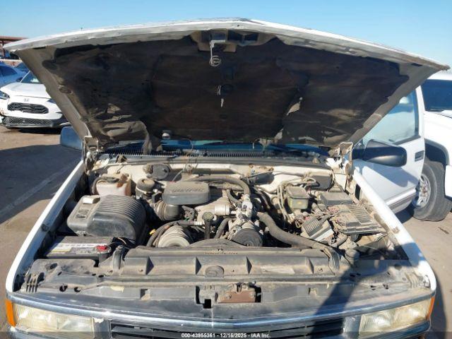 Chevrolet Gmt C3500 Image 11