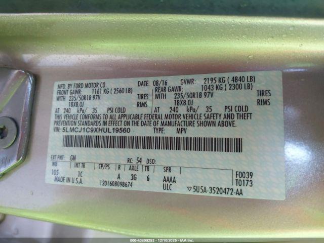 Lincoln MKC Premiere Image 7