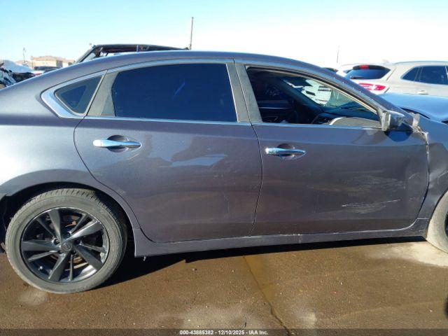 Nissan Altima 2.5 Sv Image 11