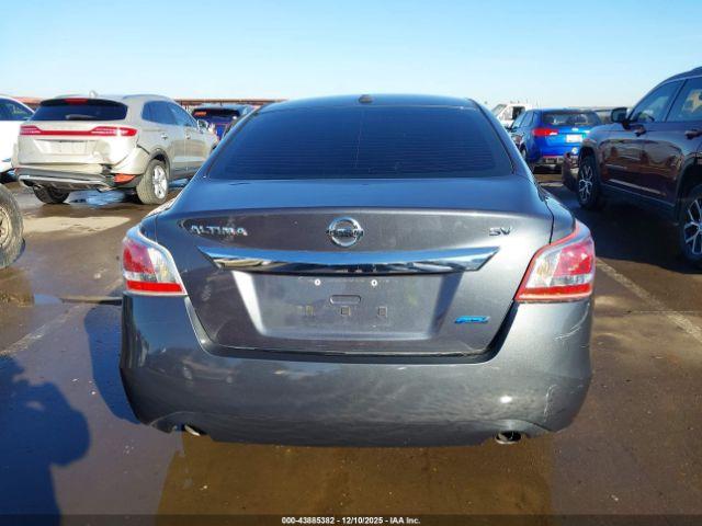 Nissan Altima 2.5 Sv Image 2