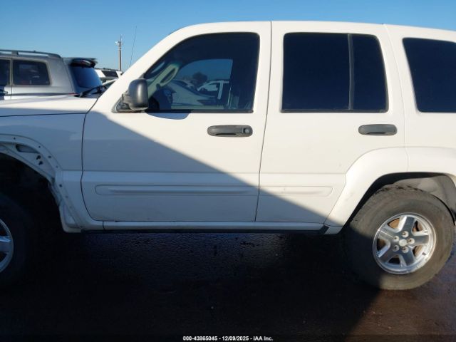 Jeep Liberty Limited Edition Image 12